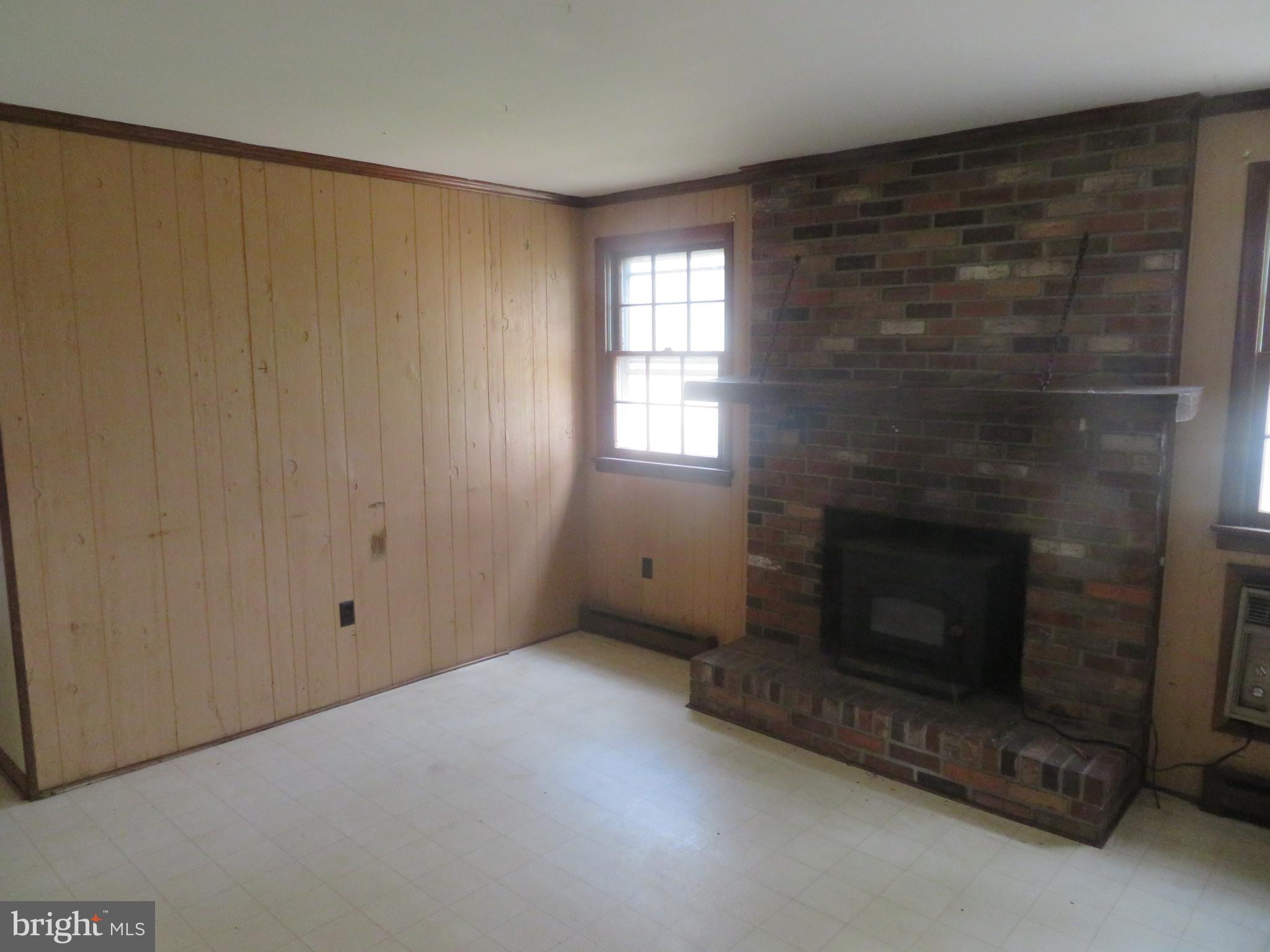 294 Arneys Mt Road Columbus, NJ 08022 - Photo 9 of 36