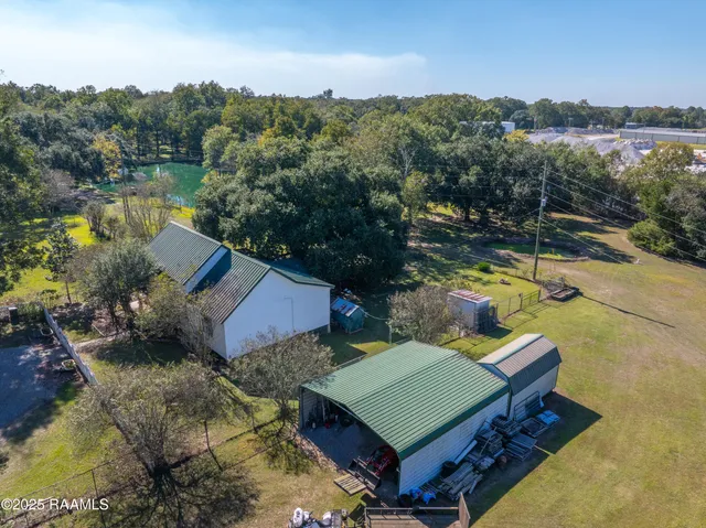 $6,000,000 | 726 East Broussard Road, Lafayette, LA 70508