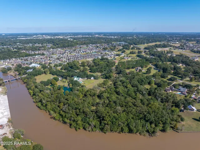 $6,000,000 | 726 East Broussard Road, Lafayette, LA 70508