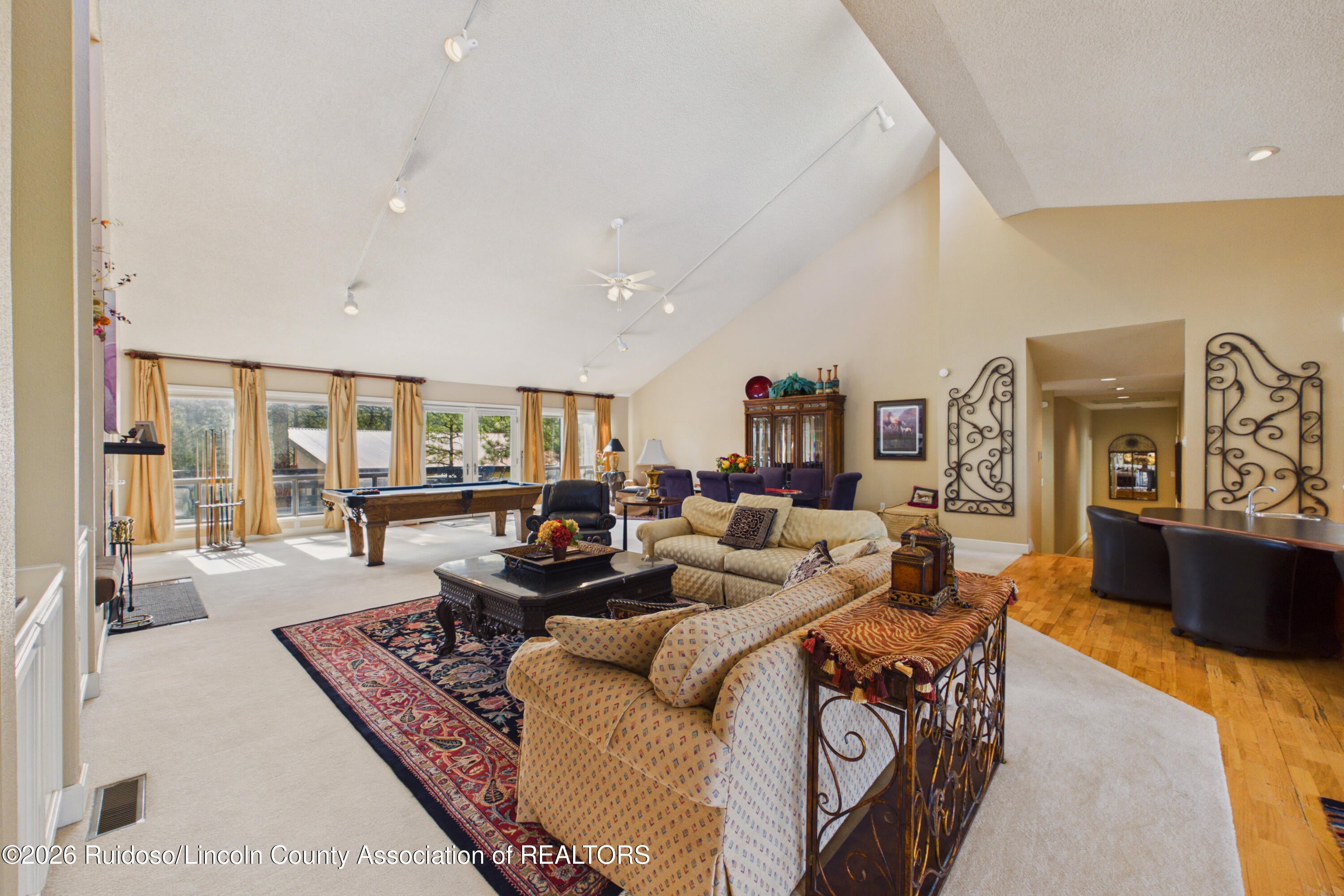 128 Pat Thompson Court Ruidoso, NM 88345 - Photo 4 of 71 Gallery Image 4
