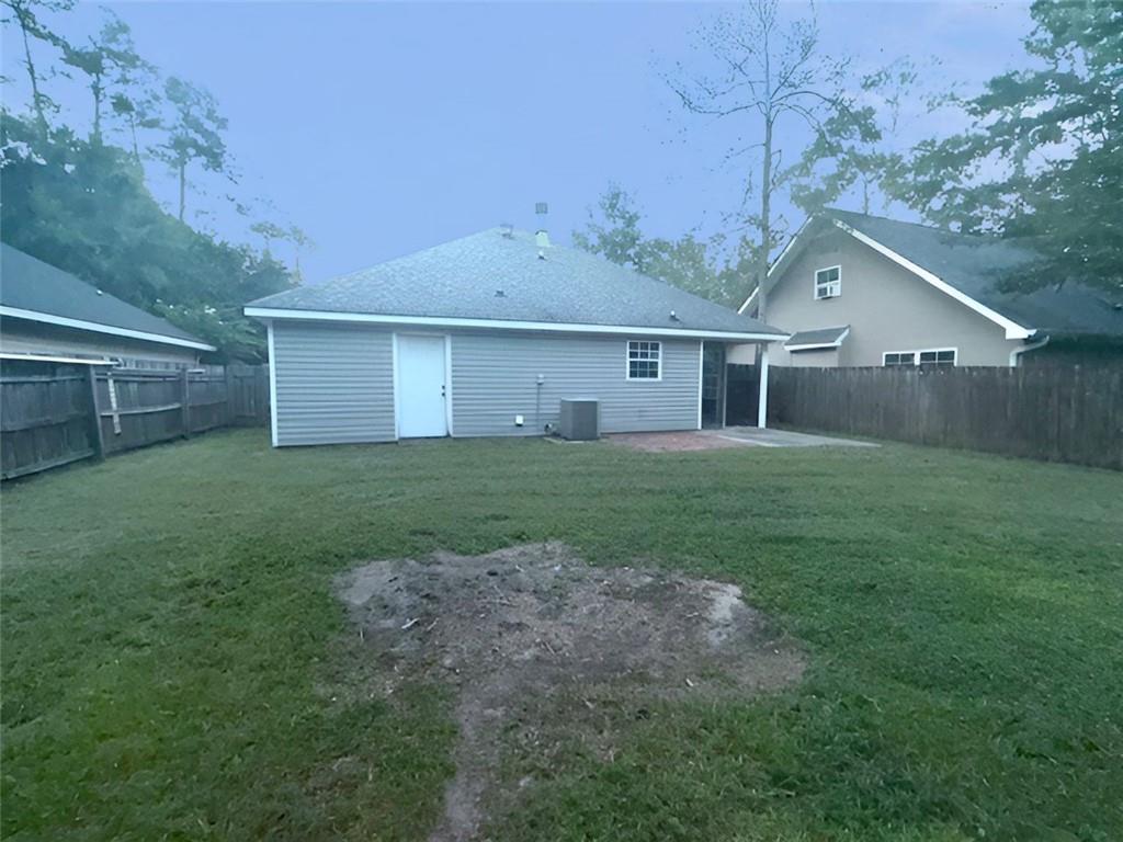 2521 Robin Street Slidell, LA 70460 - Photo 4 of 28