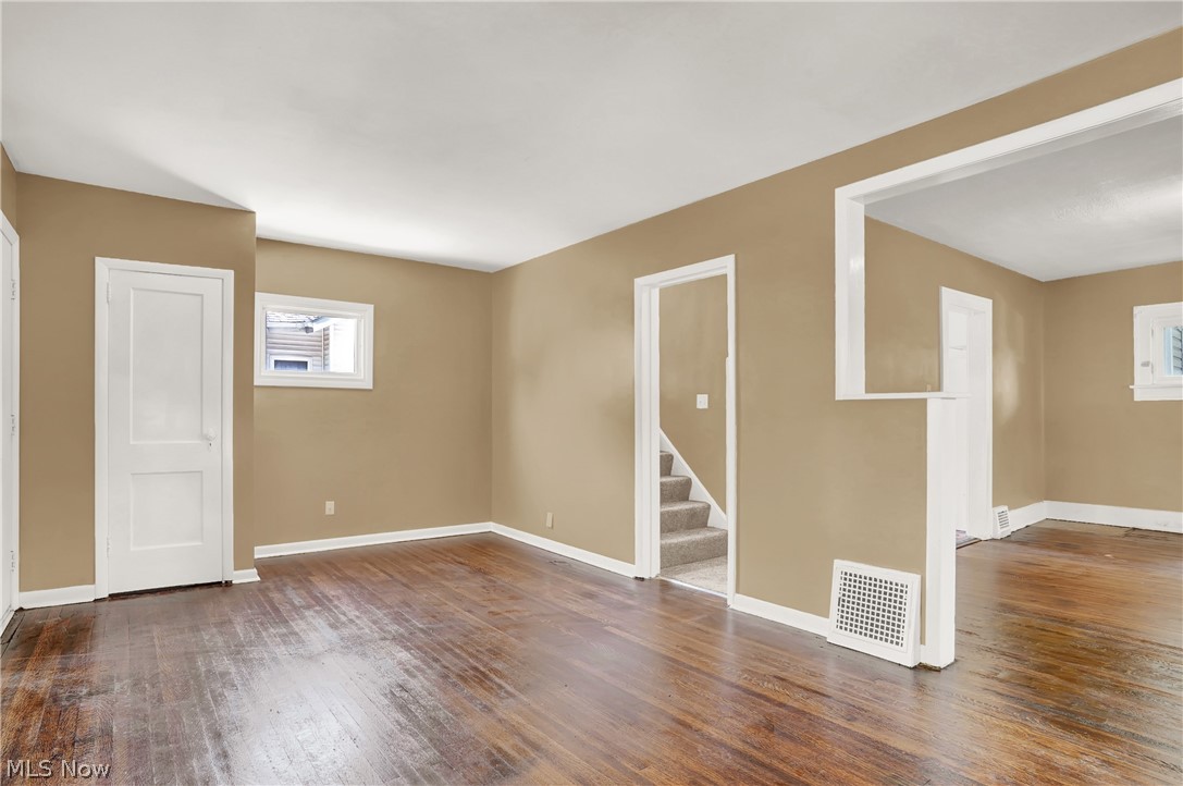 925 Berwin Street Akron, OH 44310 - Photo 12 of 34 Gallery Image 12