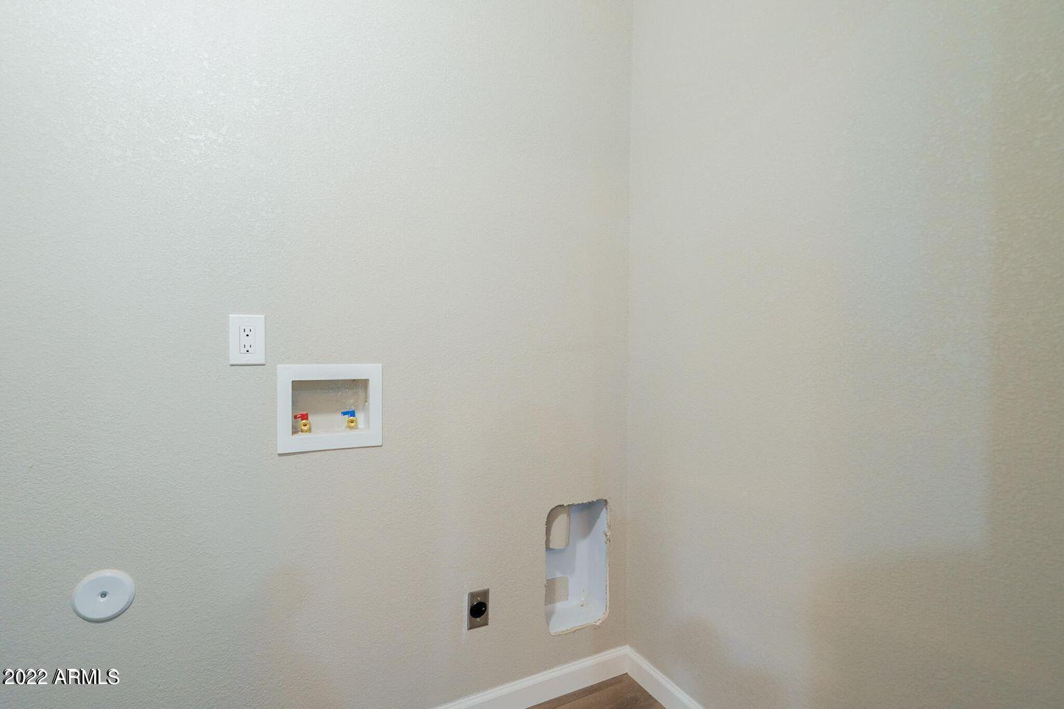 20533 West Ray Road Buckeye, AZ 85326 - Photo 25 of 30 laundry room