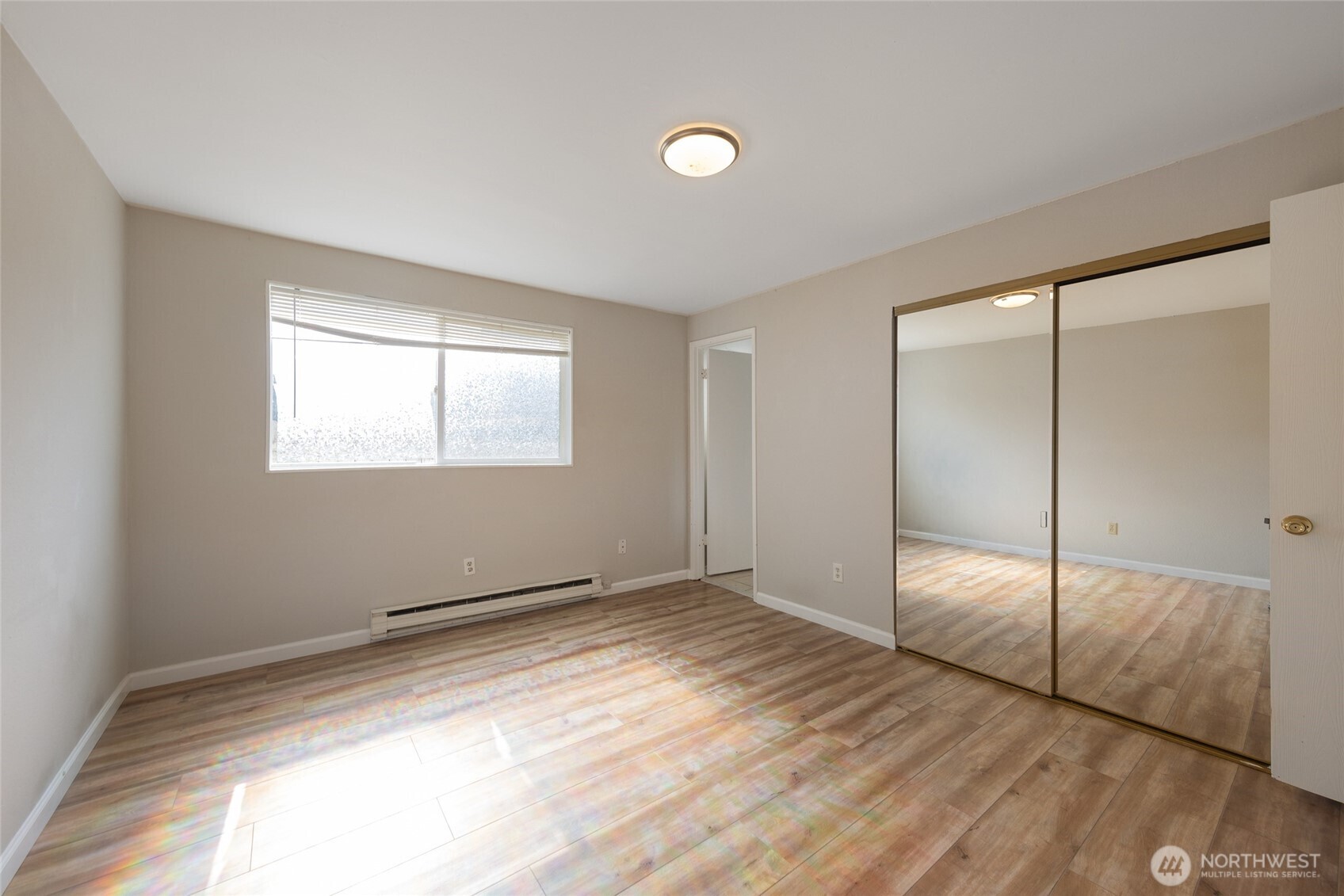 361 Earlington Avenue Southwest Renton, WA 98057 - Photo 10 of 32