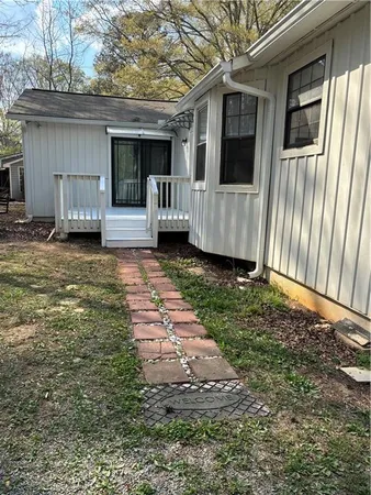 $1,750 | 64 Arnold Road, Cartersville, GA 30120