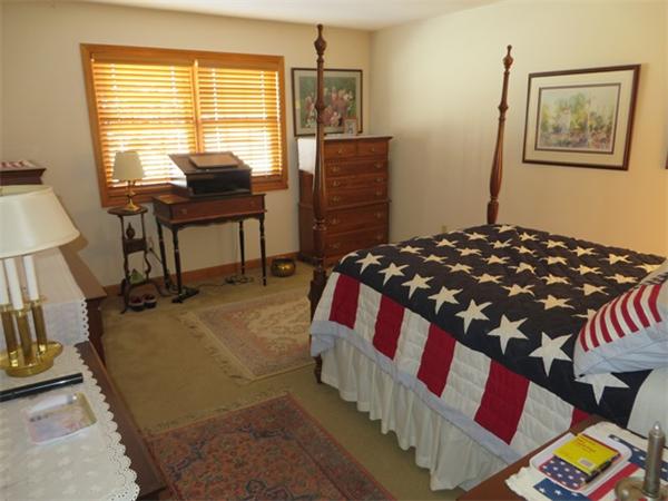 207 Country Side Road, Unit 207 Greenfield, MA 01301 - Photo 23 of 25 Gallery Image 23