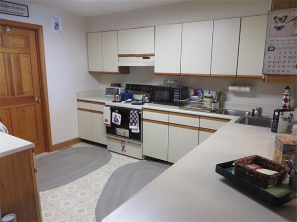 207 Country Side Road, Unit 207 Greenfield, MA 01301 - Photo 6 of 25 Gallery Image 6
