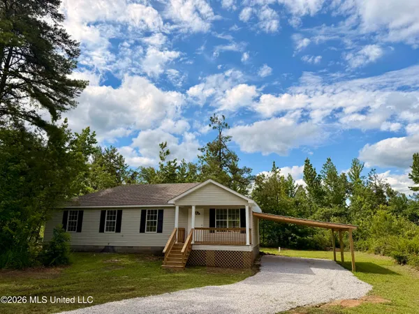 $179,999 | 5603 Highway 7, Waterford, MS 38685