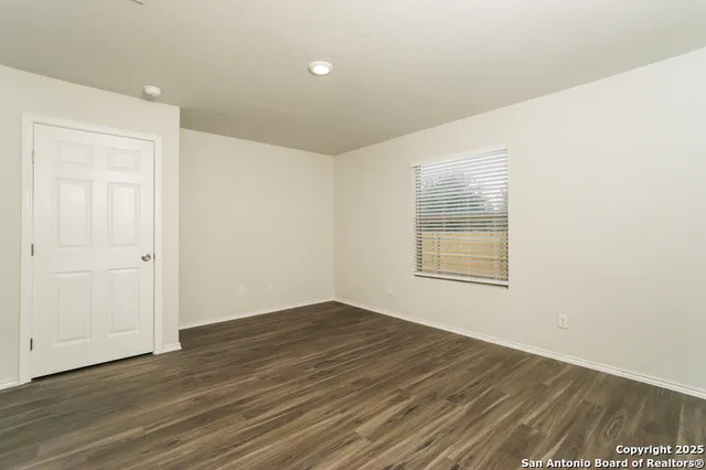 $1,645 | 8935 Bonnie Butler, San Antonio, TX 78221