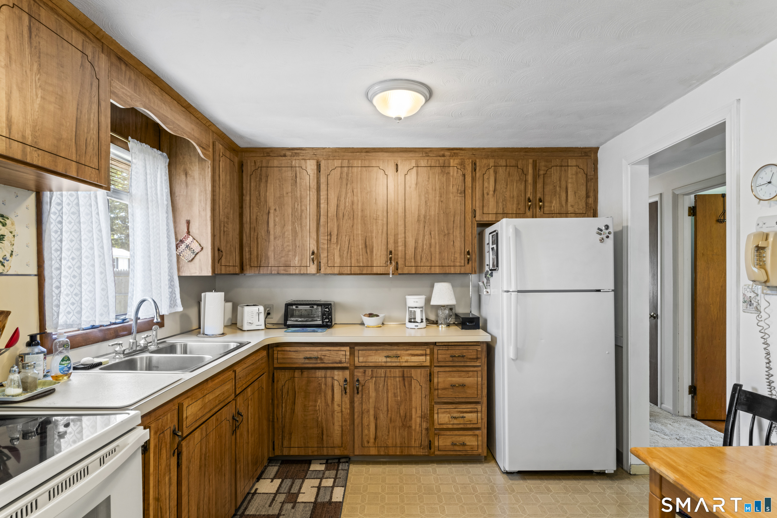 5 York Road Berlin, CT 06037 - Photo 10 of 37