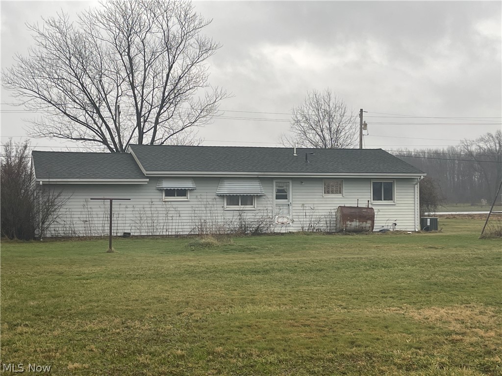 4886 Lane Road Painesville, OH 44077 - Photo 5 of 20
