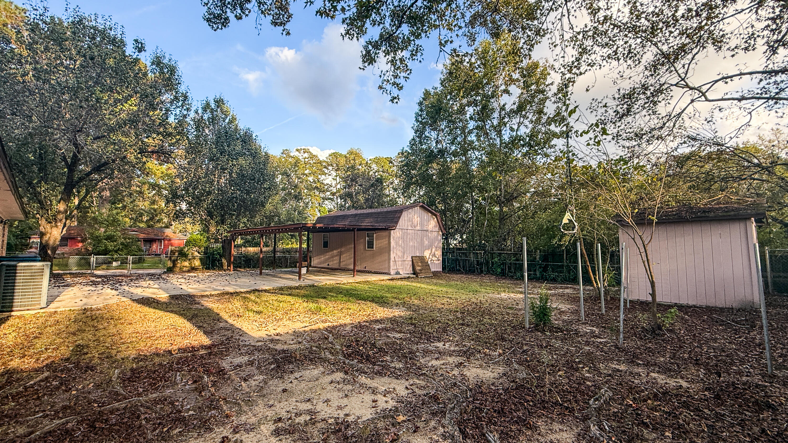 101 County Rd S-18-550 Summerville, SC 29485 - Photo 9 of 28 101 Robin-22