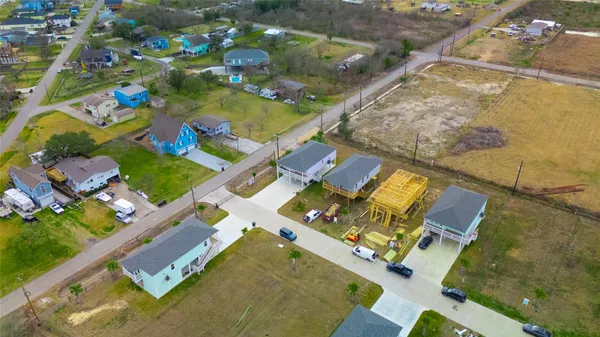 $310,000 | 1342 Sapphire Palms Court, Dickinson, TX 77539