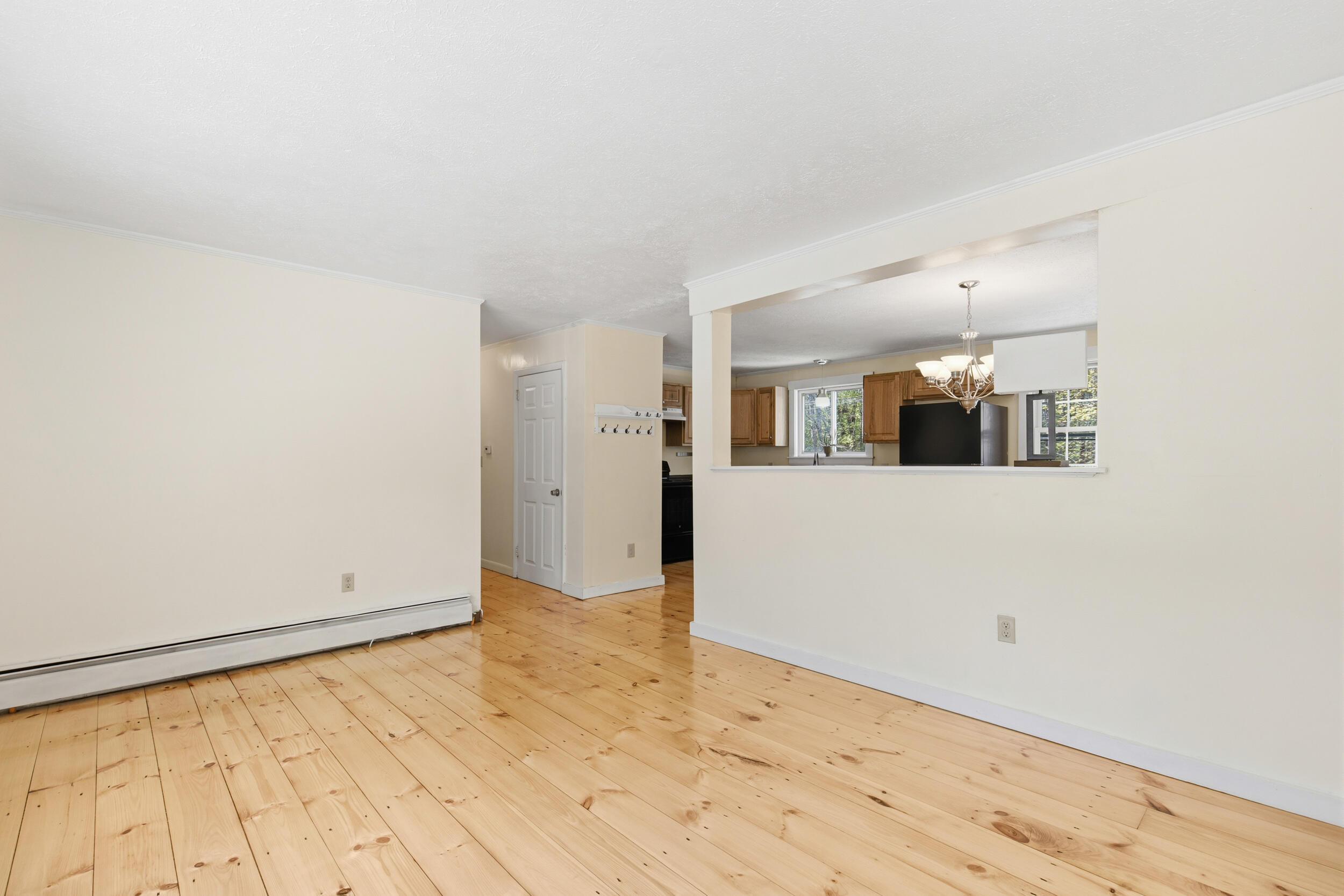 450 Richville Road Standish, ME 04084 - Photo 21 of 38 Livingroom