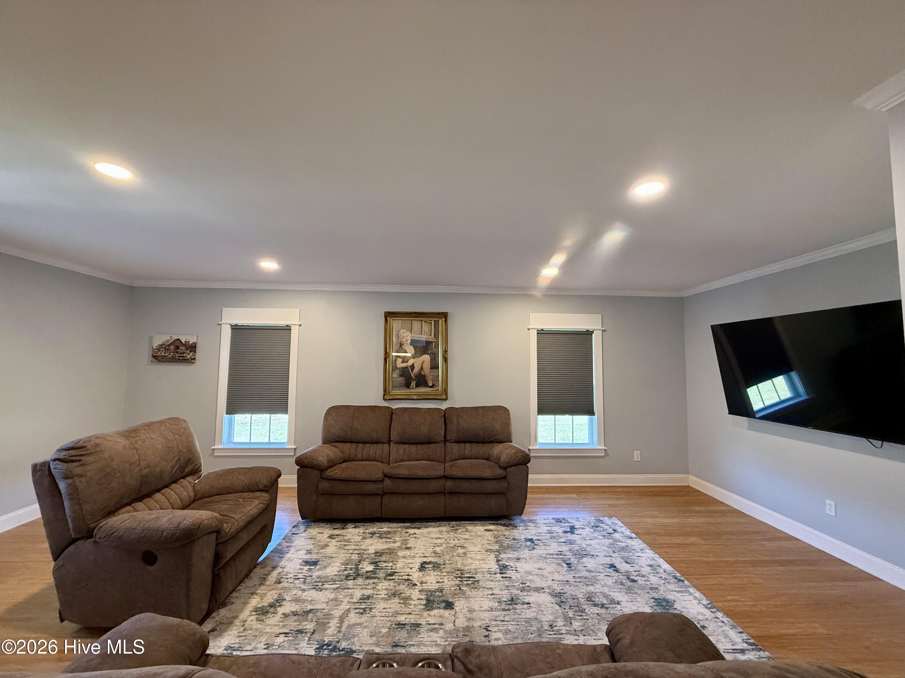 2714 Harrison Road Williamston, NC 27892 - Photo 26 of 78 Living Room