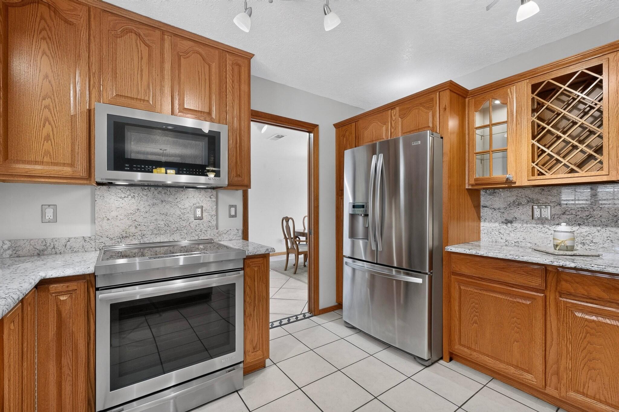 3804 33rd Circle Southeast Rio Rancho, NM 87124 - Photo 7 of 46 Gallery Image 7
