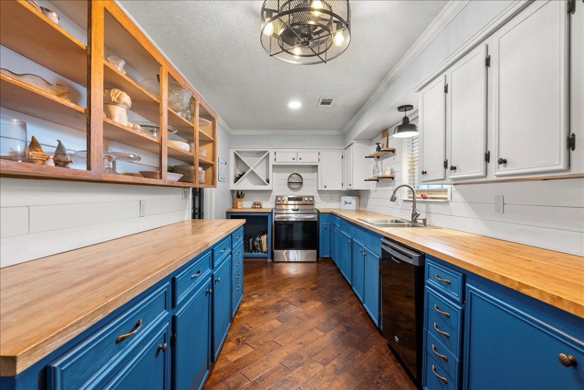 10214 Winding Trail Road La Porte, TX 77571 - Photo 14 of 49