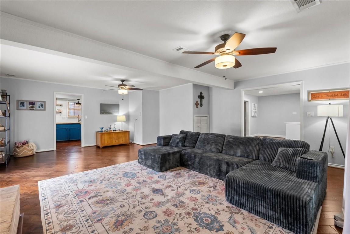 10214 Winding Trail Road La Porte, TX 77571 - Photo 18 of 49