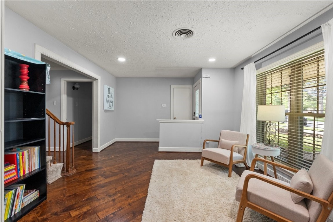 10214 Winding Trail Road La Porte, TX 77571 - Photo 8 of 49