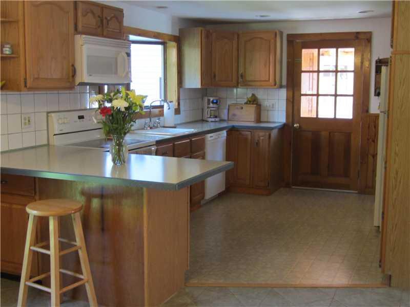 15 Mountain View Road Naples, ME 04055 - Photo 6 of 35 Kitchen.