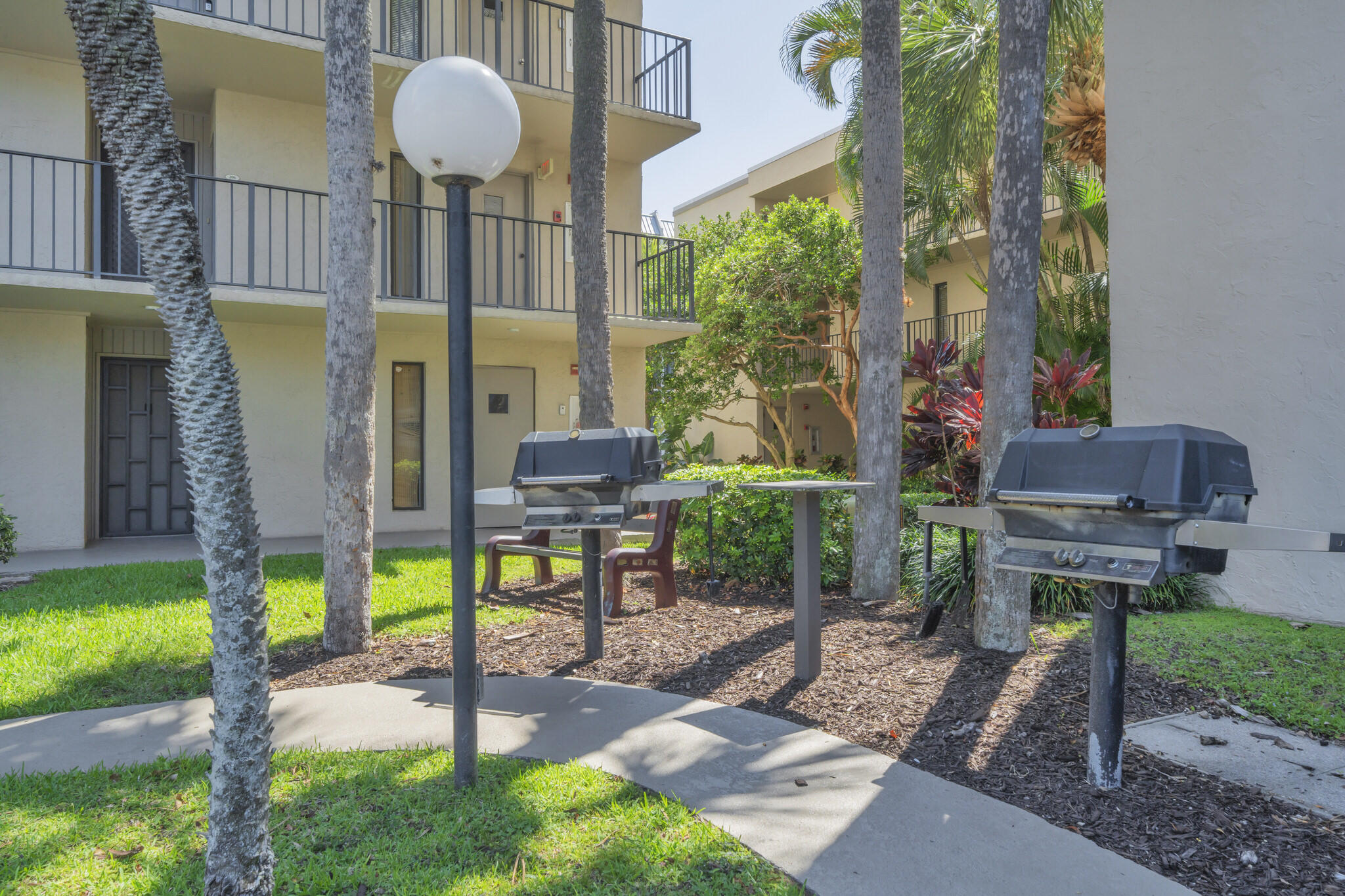 17 Royal Palm Way, Unit 3010 Boca Raton, FL 33432 - Photo 46 of 57 20 Grill