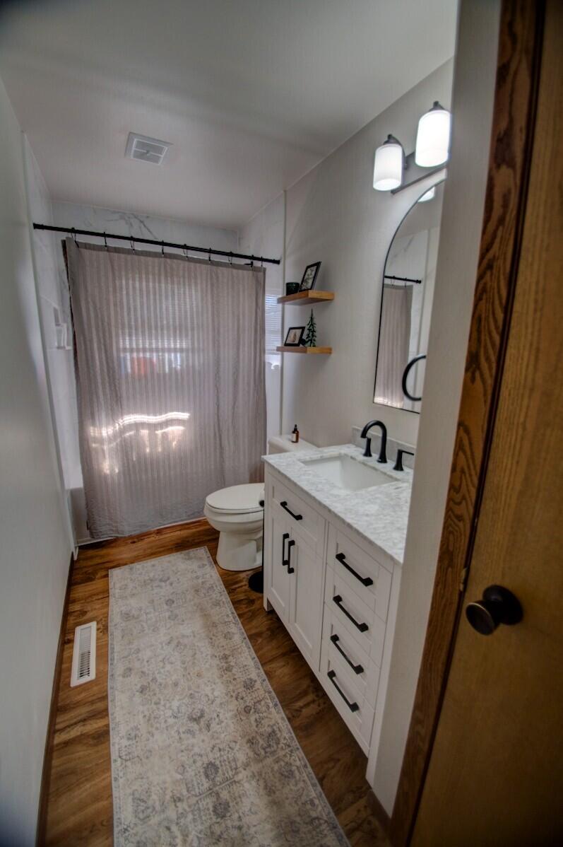 3414 Birch Street La Crosse, WI 54601 - Photo 11 of 27 11