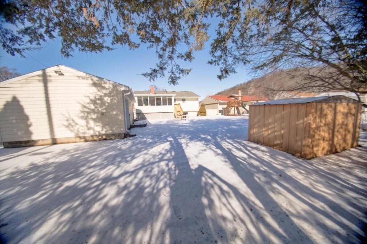 3414 Birch Street La Crosse, WI 54601 - Photo 26 of 27 28