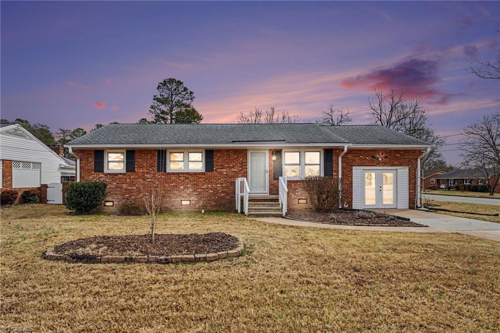 106 Hall Street Graham, NC 27253 - Photo 2 of 37