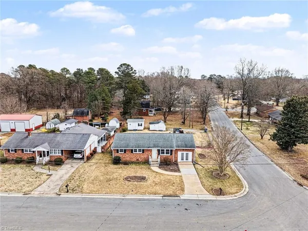 $289,000 | 106 Hall Street, Graham, NC 27253