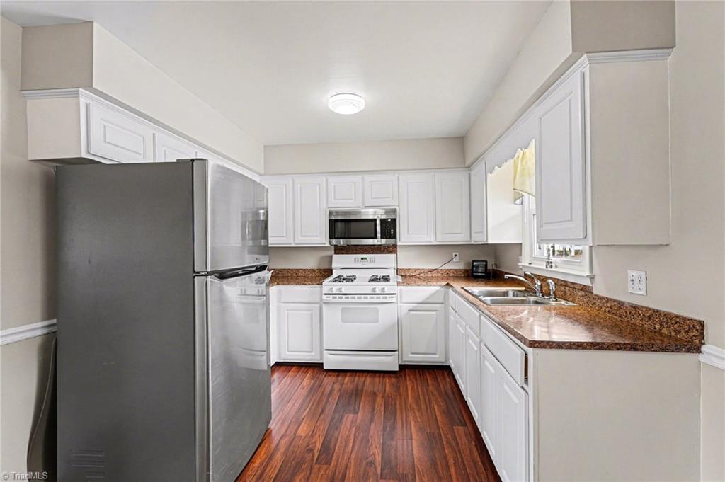 106 Hall Street Graham, NC 27253 - Photo 10 of 37