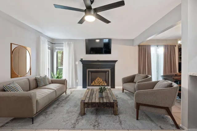 $199,900 | 31 Park Circle Southeast, Unit 21, Fort Walton Beach, FL 32548