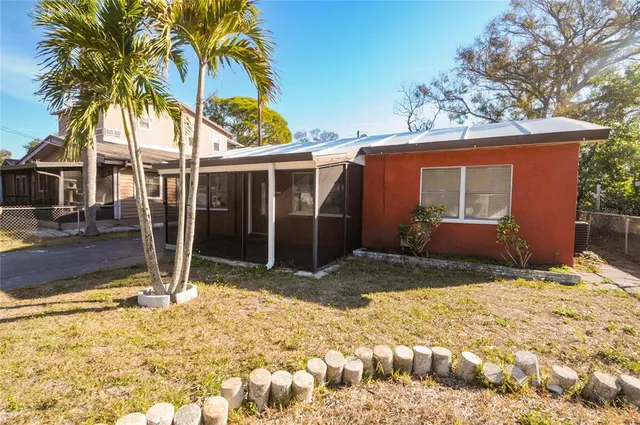 $2,500 | 7911 52nd Way North, Pinellas Park, FL 33781