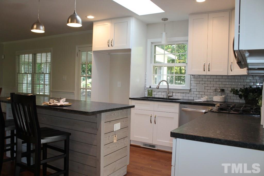1505 Shadowood Lane Raleigh, NC 27612 - Photo 9 of 24