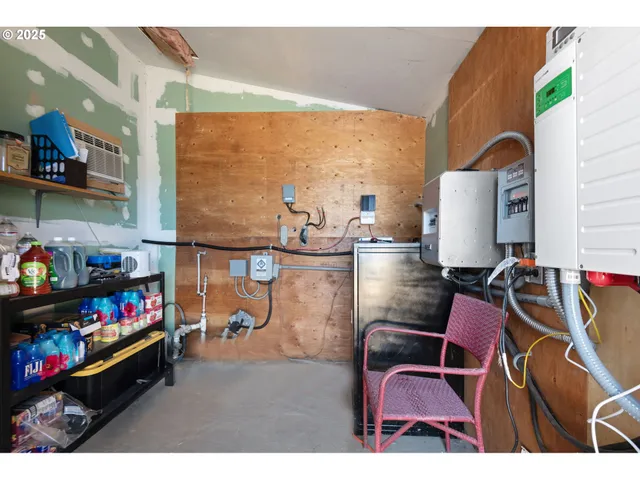 a view of a lake in front of house