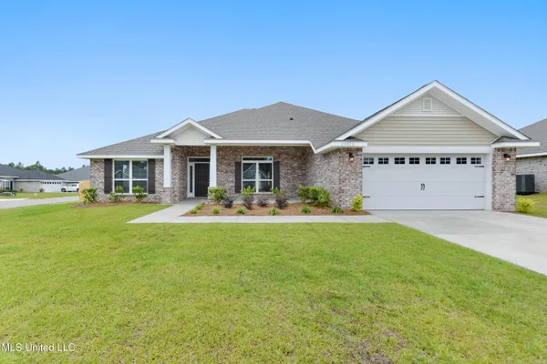 $2,500 | 13913 Ruby Lane, Biloxi, MS 39532