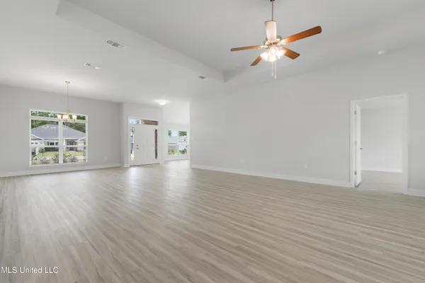 $2,500 | 13913 Ruby Lane, Biloxi, MS 39532