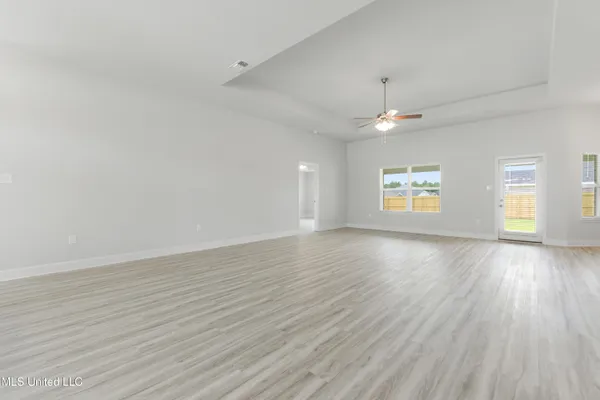 $2,500 | 13913 Ruby Lane, Biloxi, MS 39532