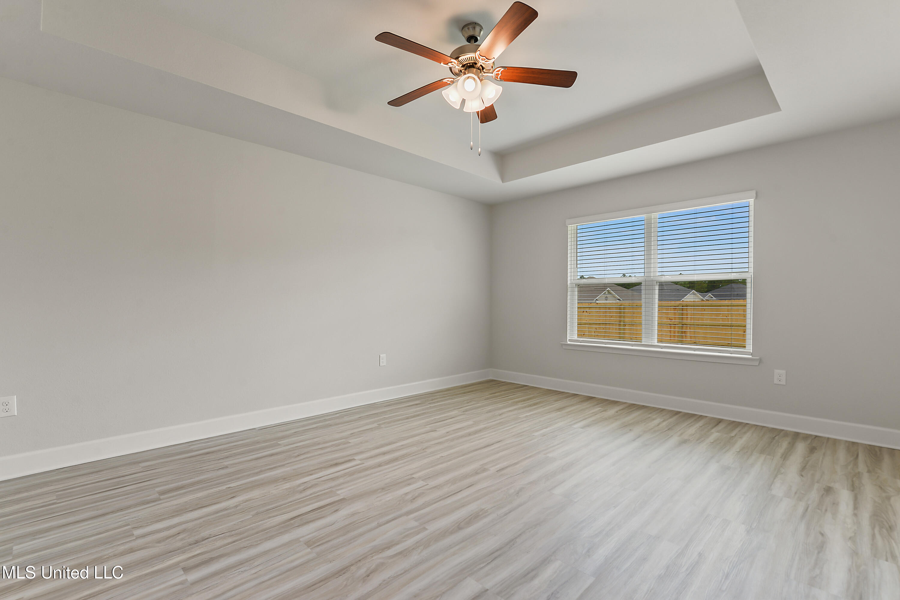 13913 Ruby Lane Biloxi, MS 39532 - Photo 24 of 33 014