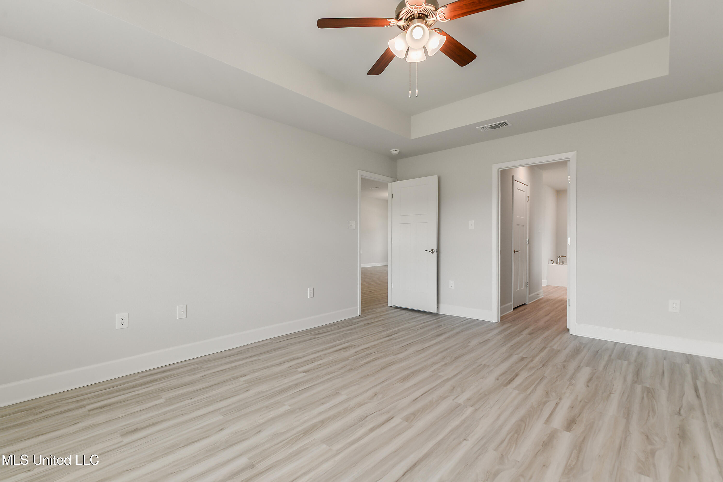 13913 Ruby Lane Biloxi, MS 39532 - Photo 25 of 33 015