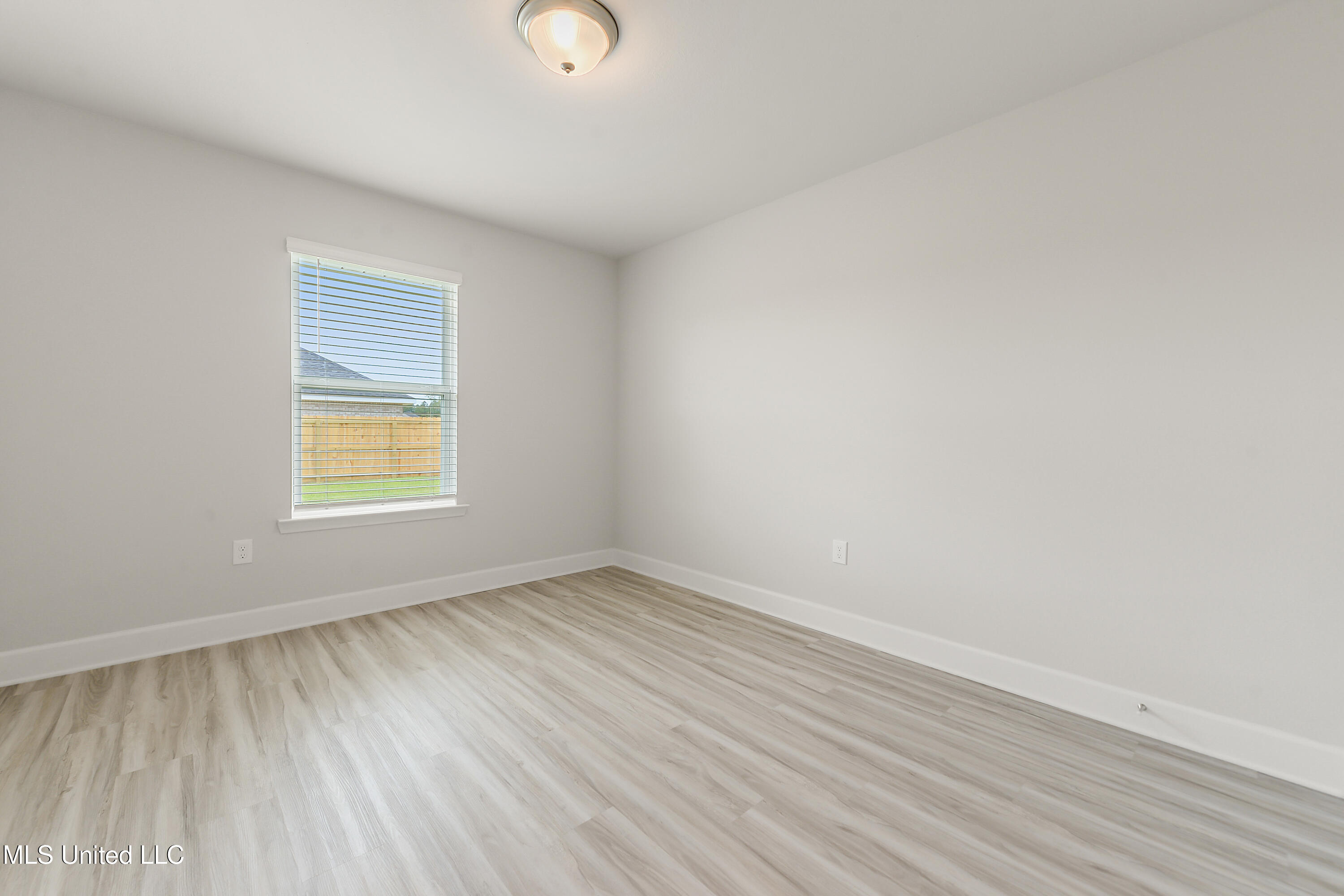 13913 Ruby Lane Biloxi, MS 39532 - Photo 29 of 33 019