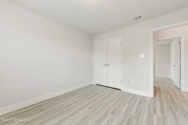 $2,500 | 13913 Ruby Lane, Biloxi, MS 39532