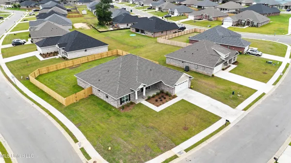 $2,500 | 13913 Ruby Lane, Biloxi, MS 39532