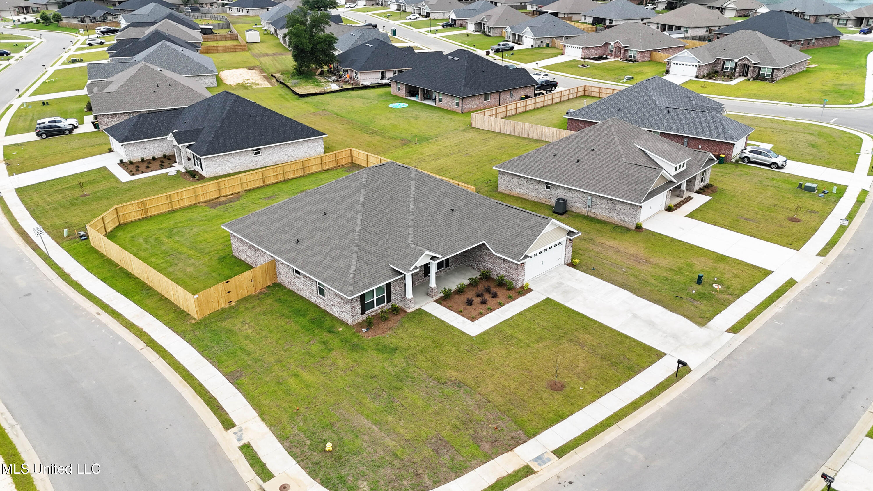 13913 Ruby Lane Biloxi, MS 39532 - Photo 6 of 33 031