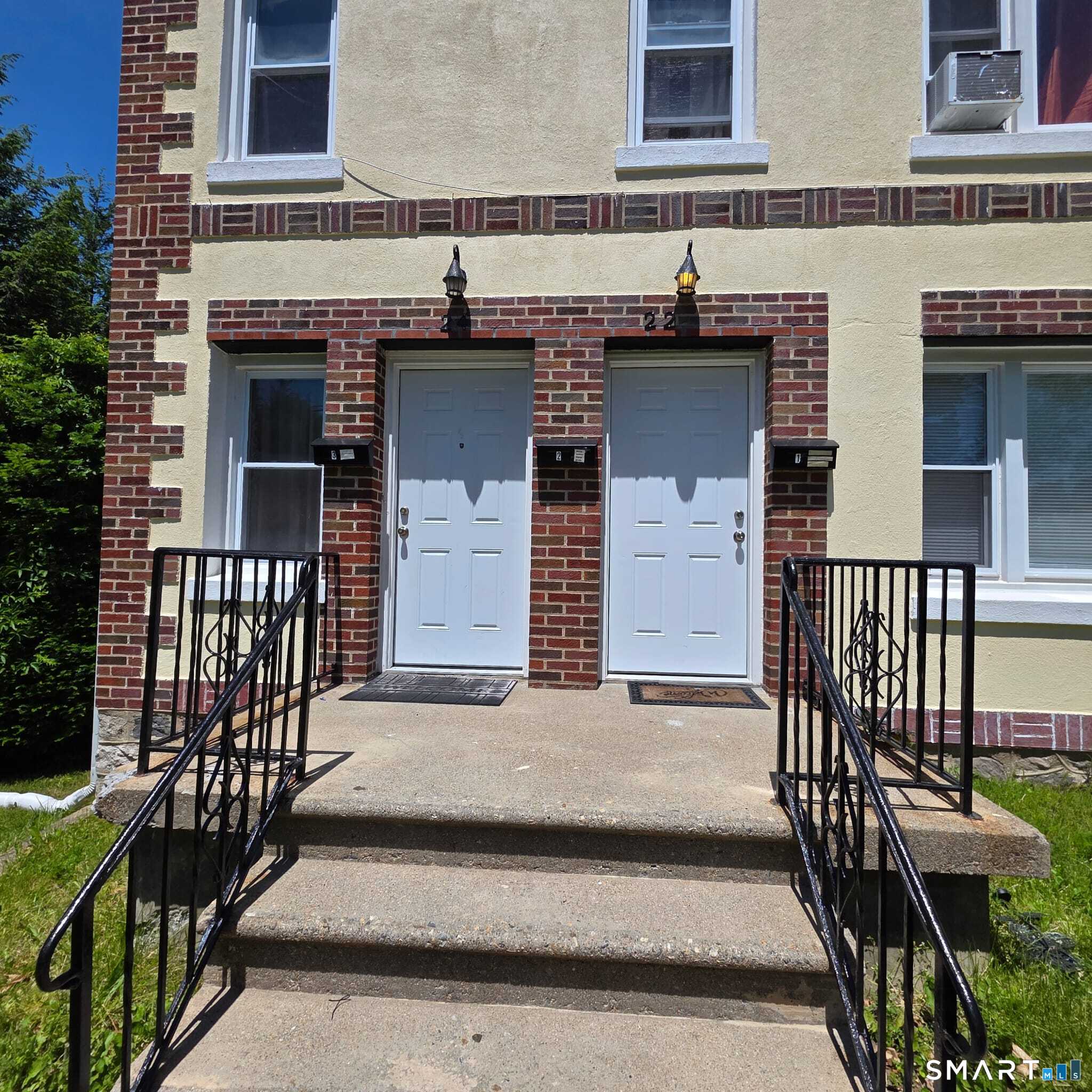 24 Martone Street Waterbury, CT 06708 - Photo 3 of 20
