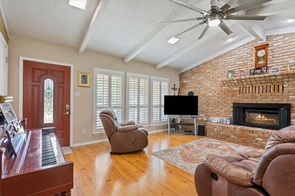 $479,900 | 118 Deer Trail, Bruceville, TX 76630