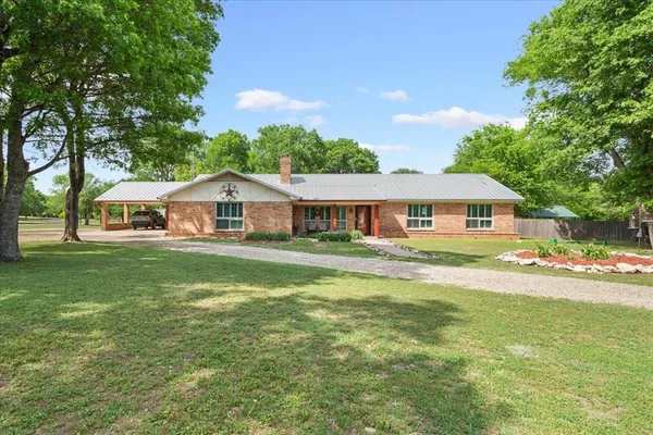 $479,900 | 118 Deer Trail, Bruceville, TX 76630