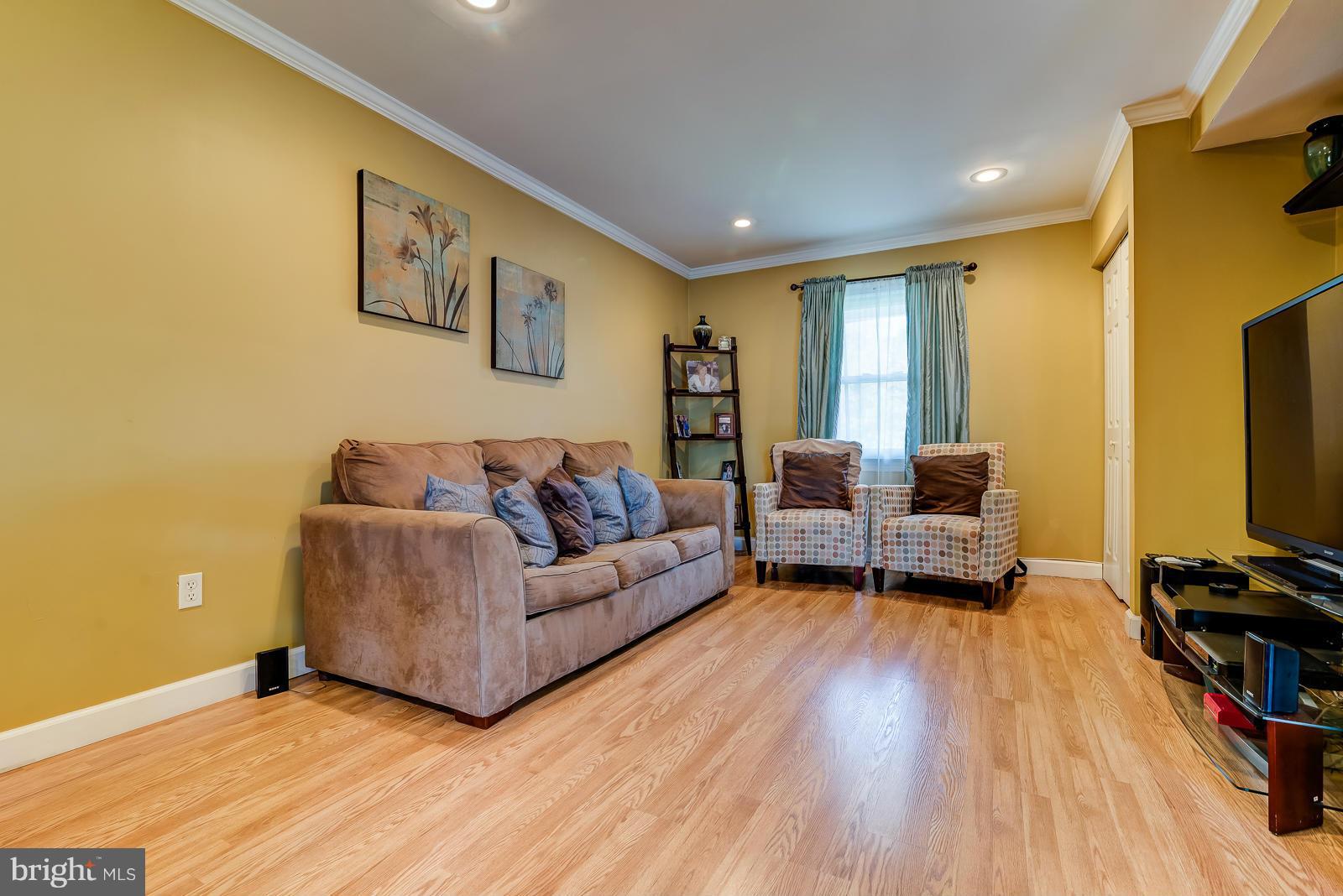 4500 Kinmount Road Lanham, MD 20706 - Photo 5 of 24 Family Room