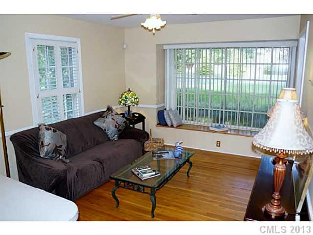 4808 Walker Road, Unit 28 Charlotte, NC 28211 - Photo 11 of 15 Gallery Image 11
