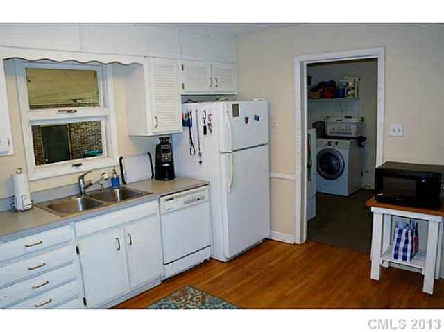 4808 Walker Road, Unit 28 Charlotte, NC 28211 - Photo 9 of 15 Gallery Image 9