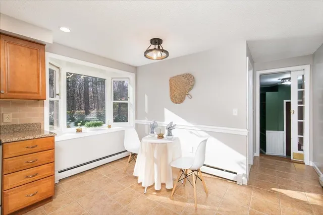 $681,000 | 5 Amberwood Drive, Atkinson, NH 03811